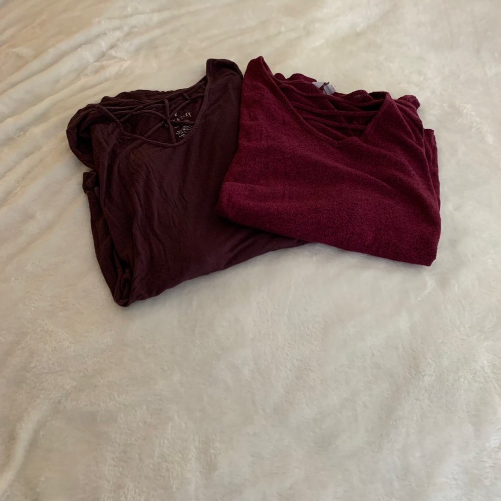 American Eagle Outfitter Top and Arizona Jeans Purple Sweater Duo Size M